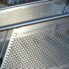Inox đục lỗ dài