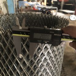Lưới mắt cáo sắt 10m