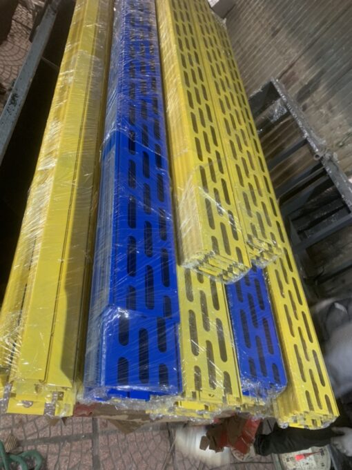 Bảng hiệu quảng cáo đục lỗ - Hình ảnh 4