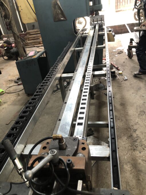 Thanh đục lỗ CNC - Ảnh 8
