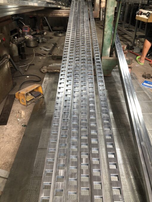 Thanh đục lỗ CNC - Ảnh 9