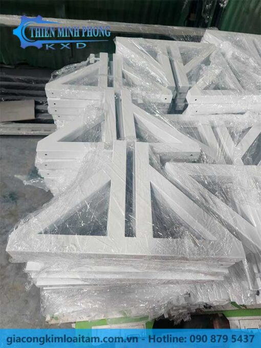 Chân Tam Giác Đỡ Gạch – Trưng Bày Gạch Men Gọn Gàng, Chuyên Nghiệp | Thiên Minh Phong