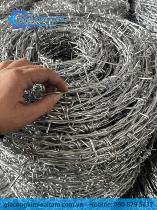 Kẽm Lam Dạng Cuộn – Hàng Rào Sắc Bén, Thẩm Mỹ, Bền Ngoài Trời | Thiên Minh Phong - Hình ảnh 3