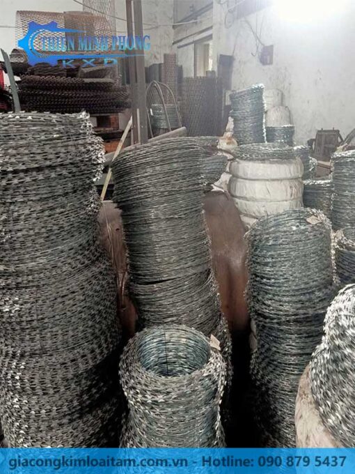Kẽm Lam Dạng Cuộn – Hàng Rào Sắc Bén, Thẩm Mỹ, Bền Ngoài Trời | Thiên Minh Phong - Hình ảnh 2