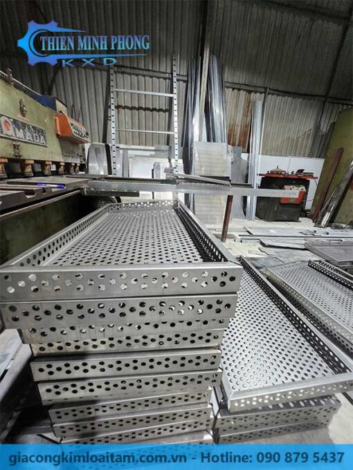 Khay Sấy Inox – Bền Bỉ, Dễ Vệ Sinh, Gia Công Theo Yêu Cầu | Thiên Minh Phong