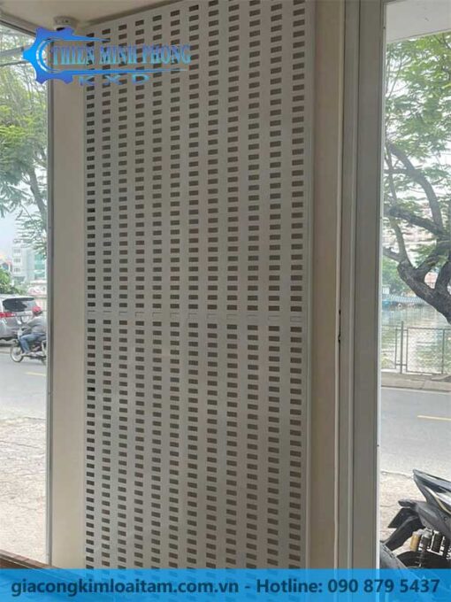 Tấm Đục Lỗ CNC Trưng Bày Showroom Gạch Men – Tinh Tế, Sang Trọng, Tạo Ấn Tượng Mạnh Mẽ | Thiên Minh Phong - Hình ảnh 2