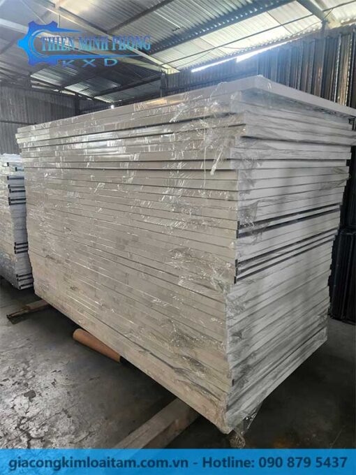 Tấm Đục Lỗ CNC Trưng Bày Showroom Gạch Men – Tinh Tế, Sang Trọng, Tạo Ấn Tượng Mạnh Mẽ | Thiên Minh Phong - Hình ảnh 10