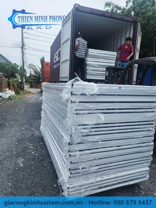 Tấm Đục Lỗ CNC Trưng Bày Showroom Gạch Men – Tinh Tế, Sang Trọng, Tạo Ấn Tượng Mạnh Mẽ | Thiên Minh Phong - Hình ảnh 9