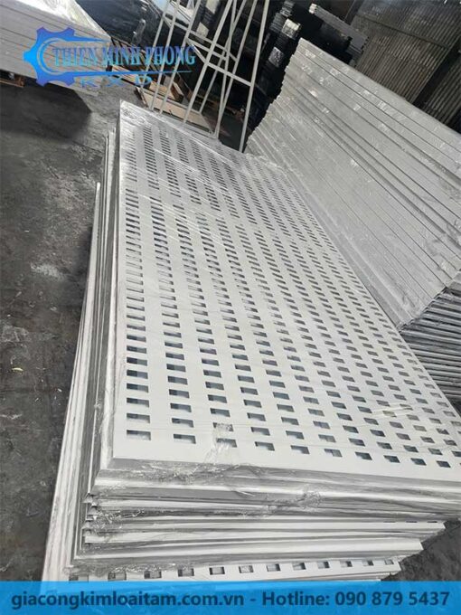 Tấm Đục Lỗ CNC Trưng Bày Showroom Gạch Men – Tinh Tế, Sang Trọng, Tạo Ấn Tượng Mạnh Mẽ | Thiên Minh Phong - Hình ảnh 5