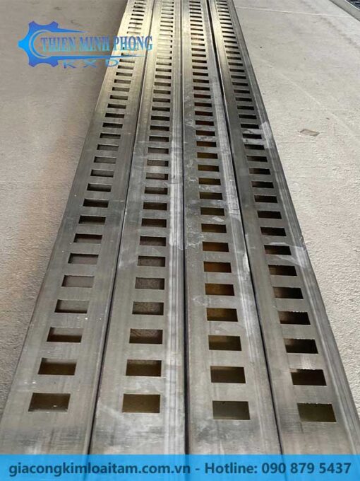 Cây Hộp Đục Lỗ CNC Treo Gạch Men - Ảnh 8